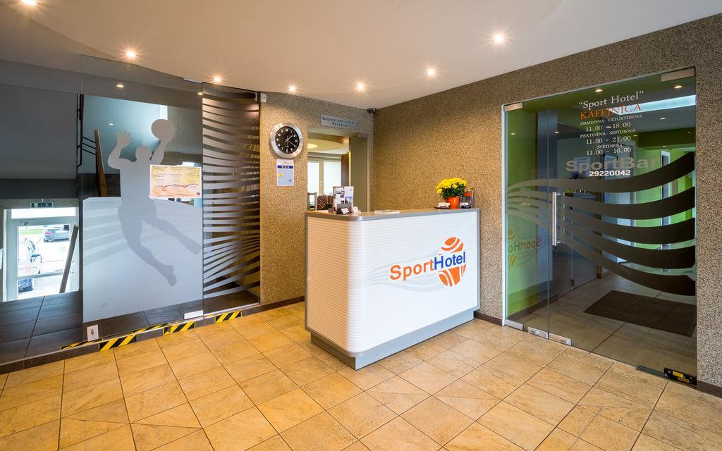 Sporthotel リエパーヤ エクステリア 写真