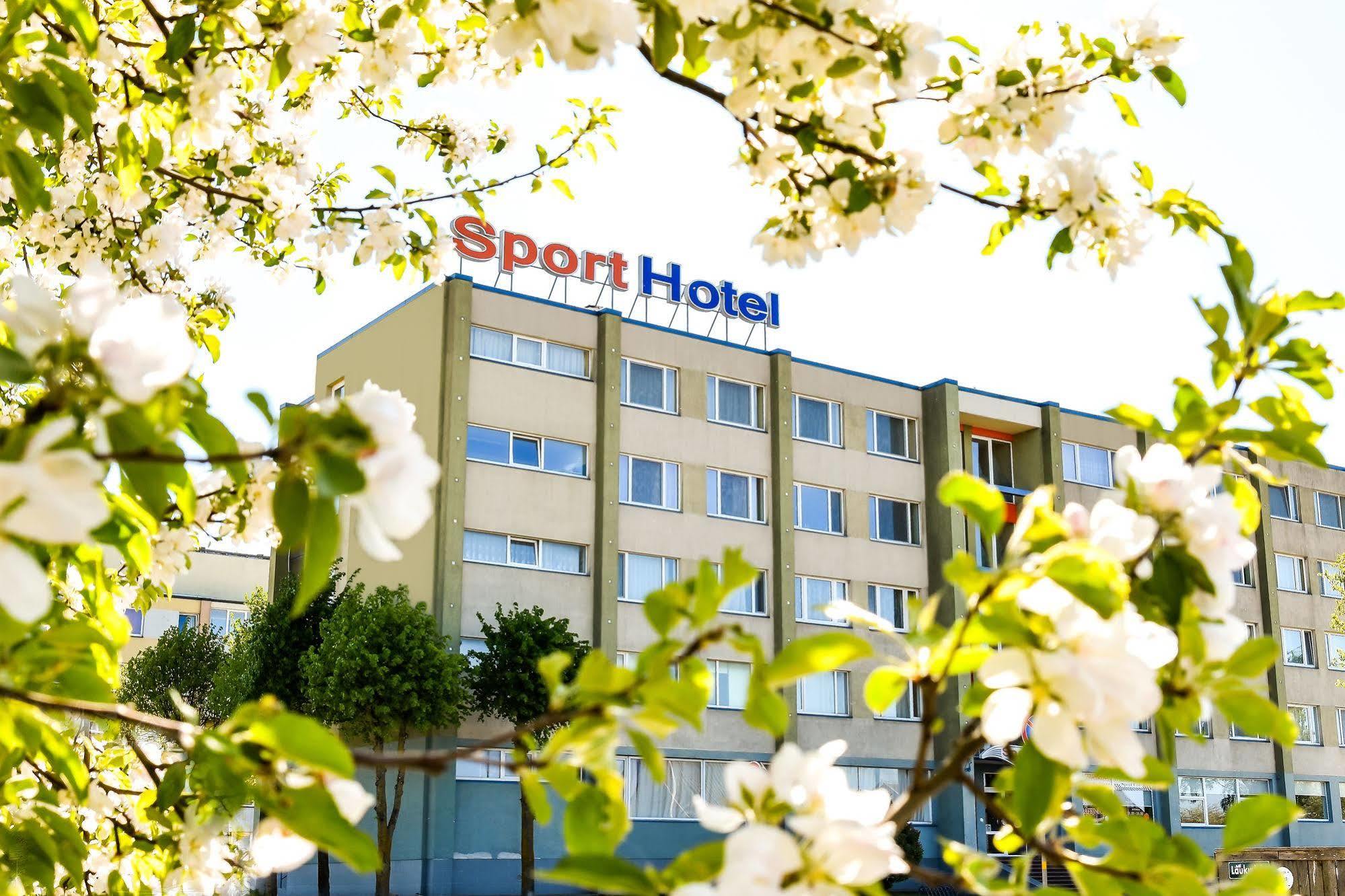Sporthotel リエパーヤ エクステリア 写真